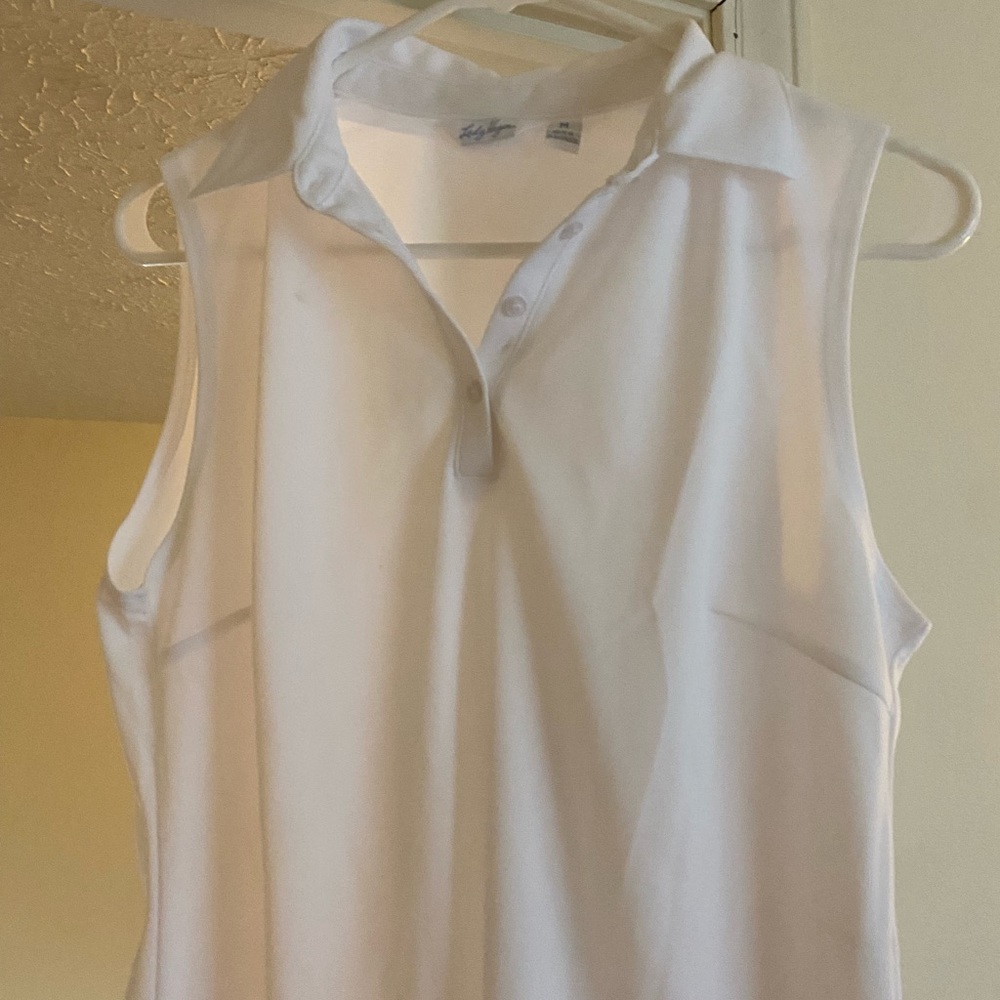 White sleeveless collared shirt